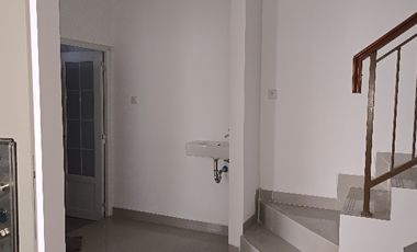 rumah shm di Setiabudi Jakarta Selatan dekat stasiun Manggarai