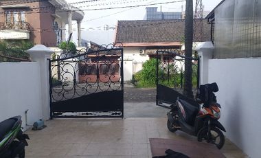 Dijual / disewakan Town house 300/120 di Rajawali Palembang