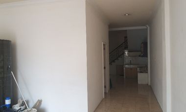 Dijual / disewakan Town house 300/120 di Rajawali Palembang