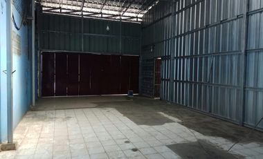 Bangunan pinggir jalan nasional dkt campus unisba