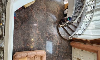 DISEWA RUMAH  DI PHINISI INDAH, HOEK, TAMAN LUAS, JARANG ADA