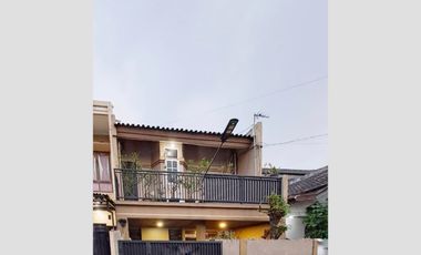 Rumah murah siap huni di pondok kelapa , jakarta timur