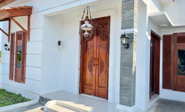 Rumah Baru Konsep Joglo Modern Dekat Exit Tol Prambanan