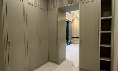 Disewakan Rumah Cluster Emerald Mansion Lippo Cikarang