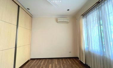 Disewakan Townhouse Lingkungan Asri Nyaman, area Cilandak Ampera