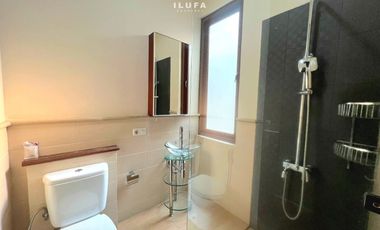 Disewakan Townhouse Lingkungan Asri Nyaman, area Cilandak Ampera