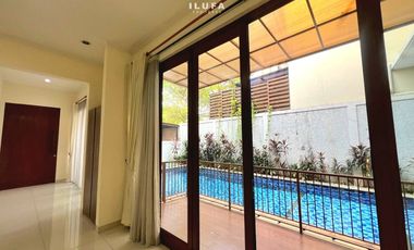 Disewakan Townhouse Lingkungan Asri Nyaman, area Cilandak Ampera