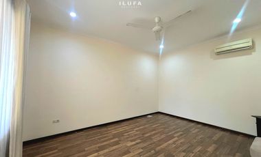 Disewakan Townhouse Lingkungan Asri Nyaman, area Cilandak Ampera