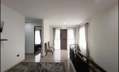 Jual Rumah MEWAH Hook plus KOLAM RENANG di Setiabudi Bandung