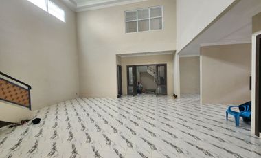 Rumah Mewah 2Lt Dekat Pintu Tol Solo