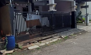 HOT SALE jual cepat BU Rumah 1,5 lt SHM dkt St Sudimara ciputat CL 261