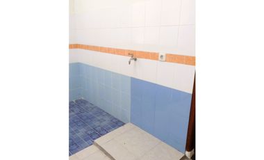 Dijual Rumah Hoek 8 Kamar di Delta Pekayon – Bangunan Kokoh, Strategis & Ideal untuk Usaha/Kos/Kantor