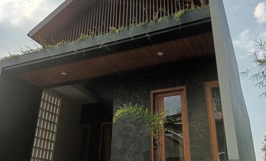 Happy Fresh Homey : Konsep Modern Tropis Lokasi Rumah di Kota Salatiga