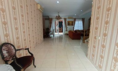 DISEWAKAN RUMAH DI CLUSTER VIRGINIA LAGOON BSD CITY