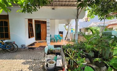 Rumah Asri Turun Harga Hook 2 lantai di Rawa Lumbu  Kota Bekasi