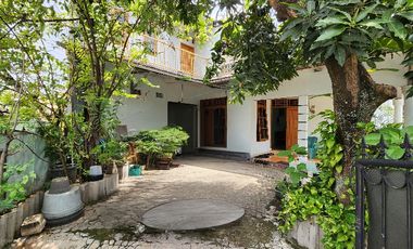 Rumah Asri Turun Harga Hook 2 lantai di Rawa Lumbu  Kota Bekasi