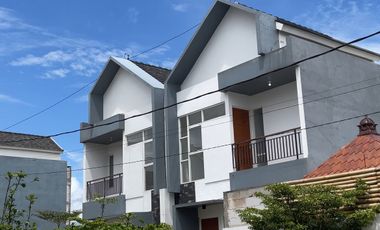 Dijual Rumah Villa Furnish Bagus di Oro Oro Ombo Kota Batu