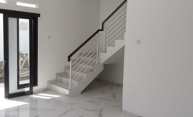 DIJUAL RUMAH BARU 2 LANTAI DALAM CLUSTER DI BOJONGKONENG CIKUTRA