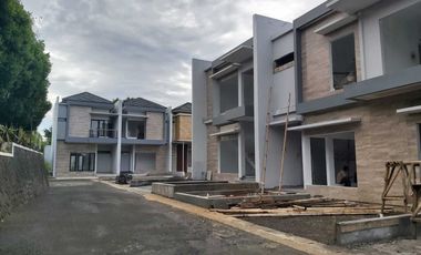 DIJUAL RUMAH BARU 2 LANTAI DALAM CLUSTER DI BOJONGKONENG CIKUTRA