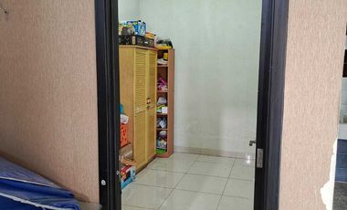 Sewa Rumah Besar 5 Kamar Tidur Palem Semi Karawaci Tangerang