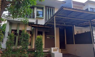 Disewakan Rumah Luas di Bukit Bogor Raya, 3+1Kamar, Full AC, Siap Huni