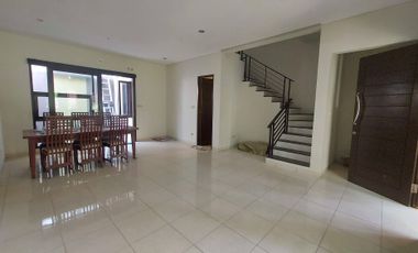 Disewakan Rumah Luas di Bukit Bogor Raya, 3+1Kamar, Full AC, Siap Huni