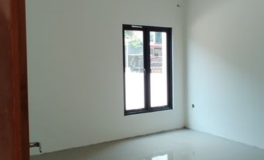 Di Jual Rumah Siap Huni, Bebas Banjir, Dekat Tol Dan Lrt di Jatibening