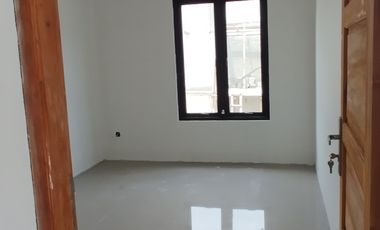 Di Jual Rumah Siap Huni, Bebas Banjir, Dekat Tol Dan Lrt di Jatibening