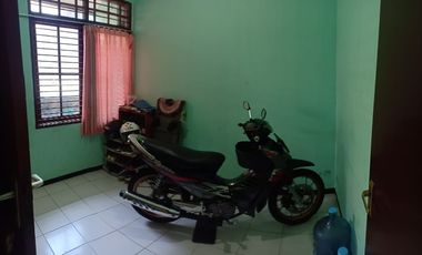 Dijual Rumah Terawat Harga Nego di Taman Pinang Indah Sidoarjo