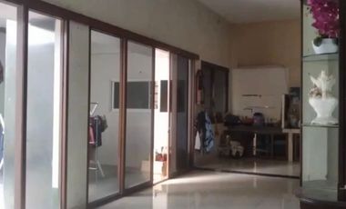 Rumah 2 Lantai Hoek Di Jakarta Barat Dekat Dengan Lippo Mall Puri