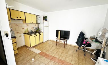 DEPARTAMENTO 2 AMBIENTES CON PATIO TERRAZA