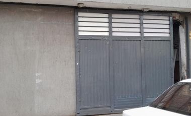 Deposito 150 m2, PH, entrada de camioneta