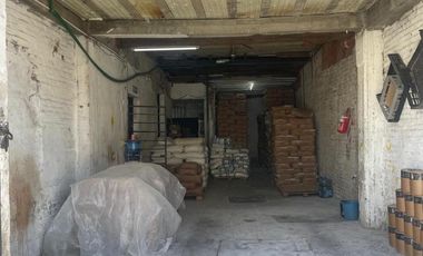 Deposito 150 m2, PH, entrada de camioneta