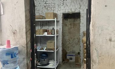 Deposito 150 m2, PH, entrada de camioneta