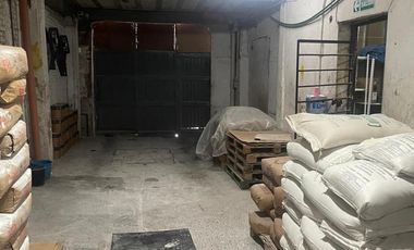 Deposito 150 m2, PH, entrada de camioneta