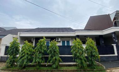 Dijual Cepat Rumah Jatiwaringin Dalam Komplek Posisi Kuldesak