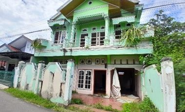 Rumah kosong di daerah perkotaan