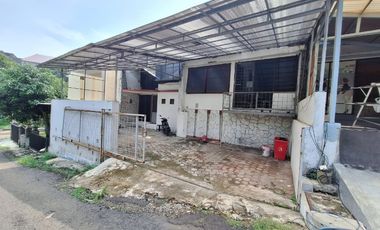 Dijual 2 Rumah Rendeng Di Setra Duta