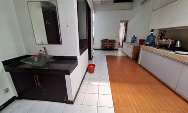 Dijual 2 Rumah Rendeng Di Setra Duta