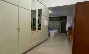 Rumah Mewah Super Langka Lokasi di Jalan Utama Puputan Renon