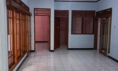 Rumah Bisa Untuk Usaha & Tempat Tinggal di Tanjung Duren Jakarta Barat