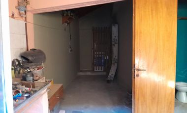 LOCALES EN VENTA CON VIVIENDA EN G. CATAN