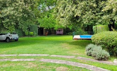 Hermosa Casa Quinta en Glew, a metros de Av. Almafuerte