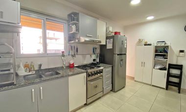 DEPARTAMENTO TIPO DUPLEX 3 AMBIENTES EN CENTRO DE SAN MARTIN