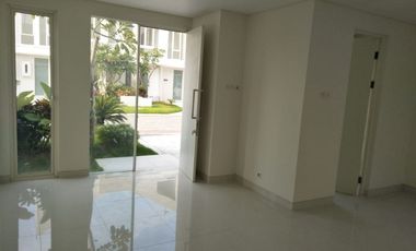 Murah disewakan Grand pakuwon adelaide sudah ada kitchen set