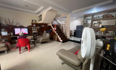 Dijual Rumah Siap Huni di Muara Karang, Hadap Barat Full Funished