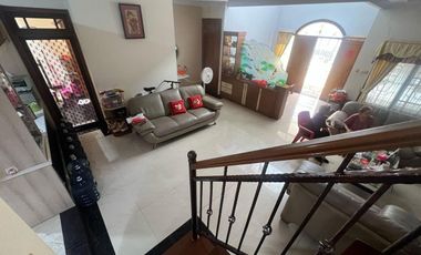 Dijual Rumah Siap Huni di Muara Karang, Hadap Barat Full Funished