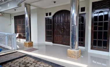 Rumah mewah di tengah  kota purbalingga murah