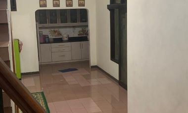 JUAL MURAH RUMAH MEWAH 3 LANTAI DI PONDOK JATI, DEKAT GOR SIDOARJO