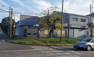 Locales en excelente ubicación  Av. (29) Eva Peron y C. 113